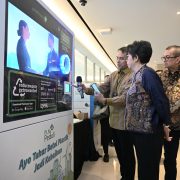 Sediakan Mesin Penampung Botol Plastik dan Baju Bekas di Lingkungan Kantor, Begini Cara PLN Libatkan Partisipasi Pegawai Daur Ulang Sampah