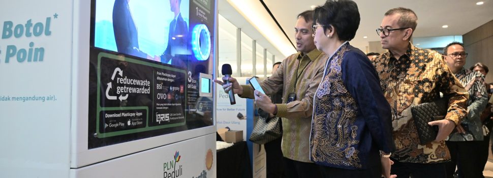 Sediakan Mesin Penampung Botol Plastik dan Baju Bekas di Lingkungan Kantor, Begini Cara PLN Libatkan Partisipasi Pegawai Daur Ulang Sampah