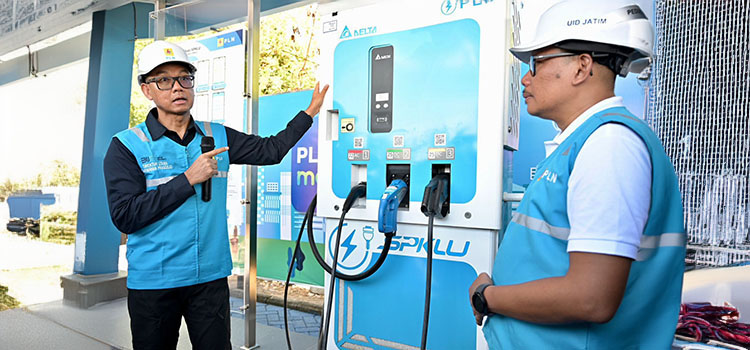 PLN Siagakan 1.470 SPKLU Layani Kendaraan Listrik di Momen Idul Adha 1445 H
