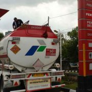 RAPBN 2025, Subsidi Tetap Harga Solar Diusulkan Hingga Rp3.000/liter