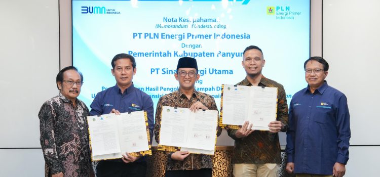 PLN EPI – Pemda Banyumas Kolaborasi Olah Sampah Jadi Biomassa Cofiring PLTU