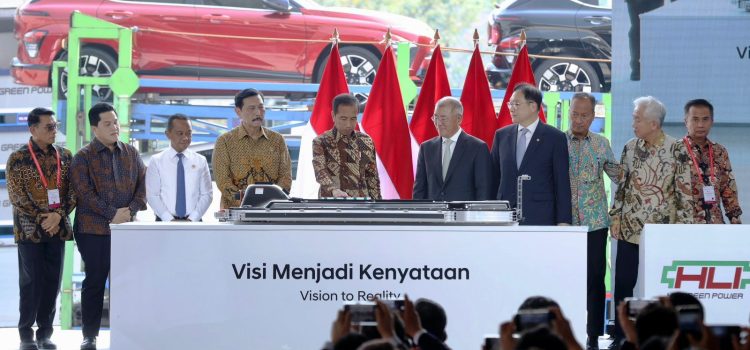 Presiden RI: Indonesia Jadi Pemain Global Supply Chain EV, PLN Siapkan Dukungan Penuh Pengembangan Industri da Ekosistem Kendaraan Listrik