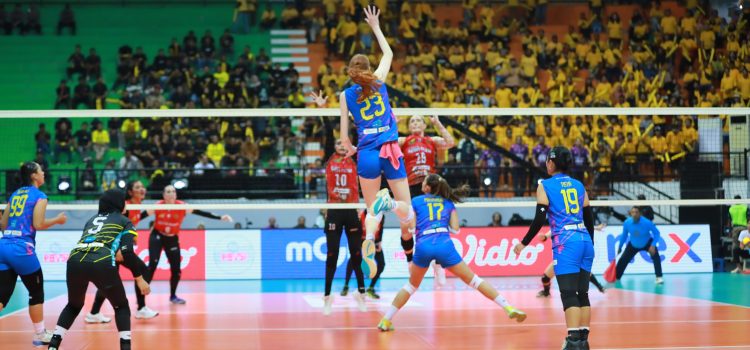 Kemenangan Fenomenal! Jakarta Electric PLN Tumbangkan Pospsivo Polwan di Pertandingan Perdana Final Four Proliga 2024