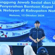 Beri Bantuan Kapal, Pertamina Berdayakan Nelayan di Natuna
