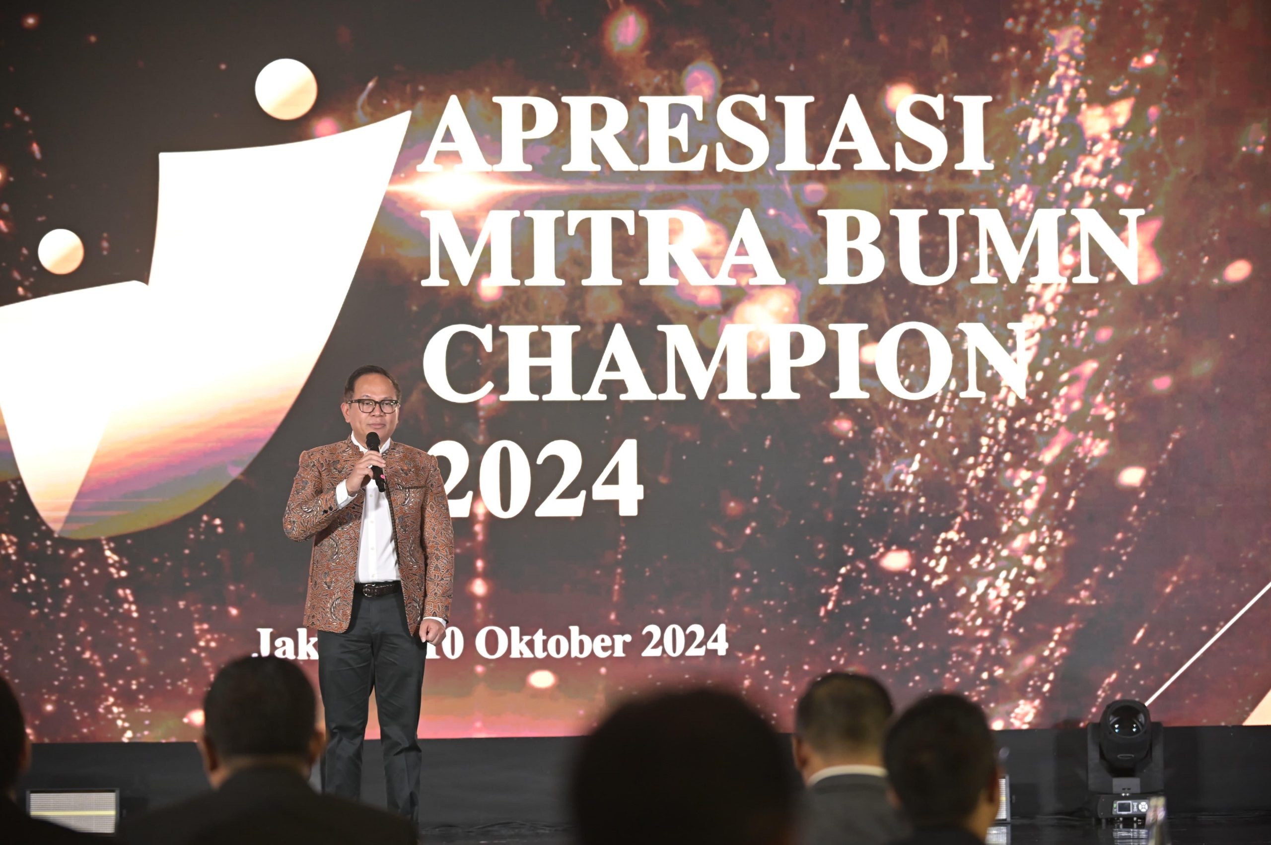 Di Ajang Apresiasi Mitra BUMN Champion 2024, PLN Raih Penghargaan dari Kementrian BUMN