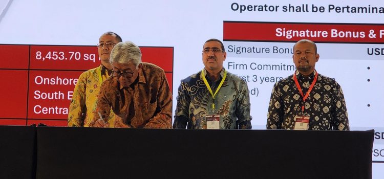 Konsorsium PHE, Sinopec, dan KUFPEC Teken Kontrak PSC Wilayah Kerja Melati