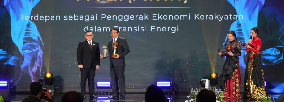 Jadi Penggerak Ekonomi Kerakyatan dalam Transisi Energi, PLN Sabet Penghargaan di Detikcom Awards 2024