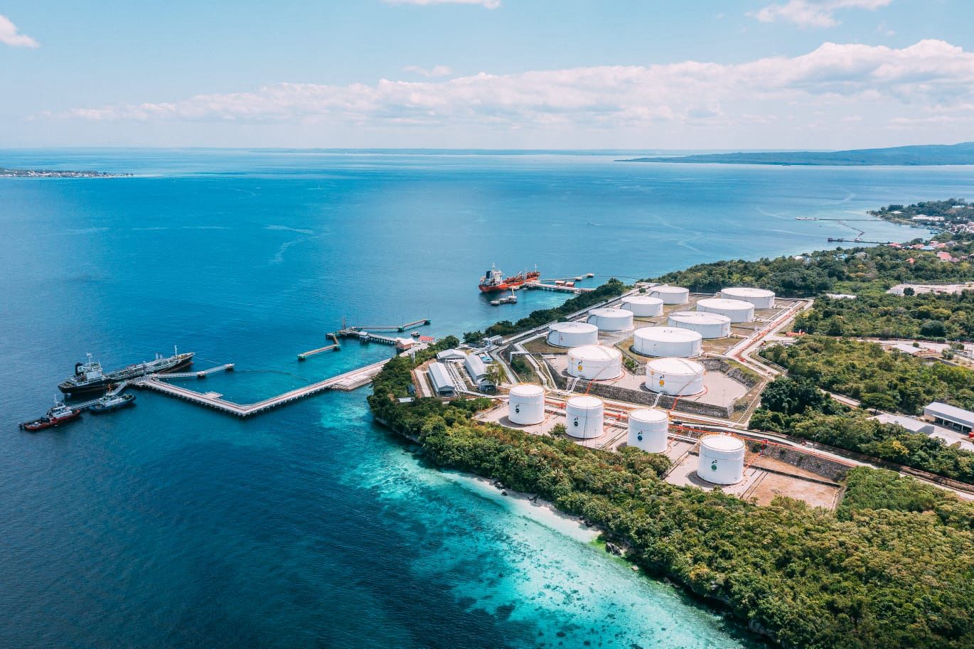 Dukung Ekonomi Nasional, Pertamina Energi Terminal Terapkan Aturan TKDN dan Serap Tenaga Lokal