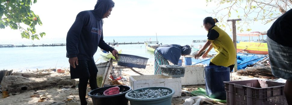Dukung Kemajuan Masyarakat Kepulauan di Sulawesi Selatan, PLN Beri Layanan SuperSUN