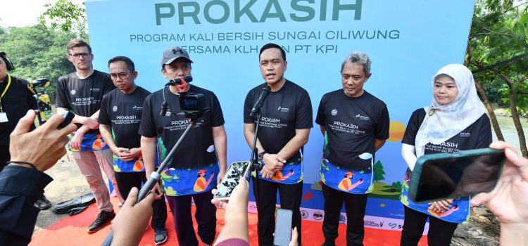 Pertamina – Kementerian Lingkungan Hidup Dukung Program Kali Bersih Sungai Ciliwung