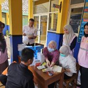 Peduli Masyarakat Korban Bencana di Sukabumi, PLN Gelar Pemeriksaan Kesehatan dan Trauma Healing