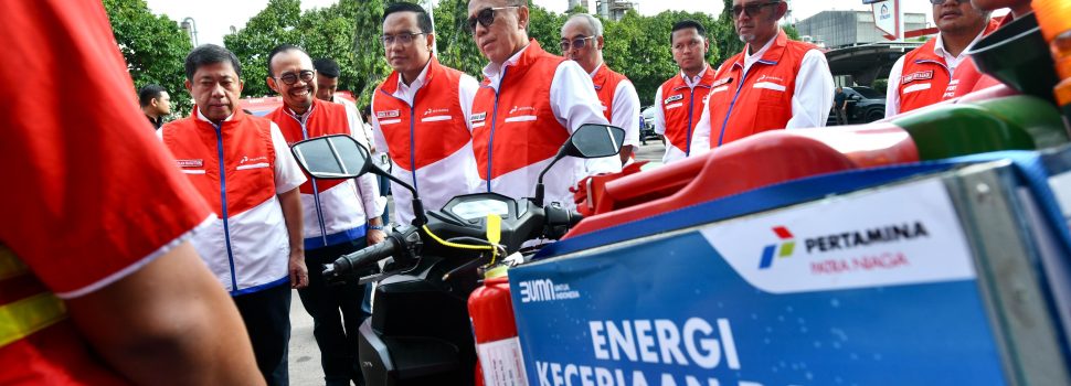 Pastikan Pasokan Energi Jelang Nataru Aman, Menteri ESDM dan Dirut Pertamina Tinjau Terminal BBM dan LPG di Banten