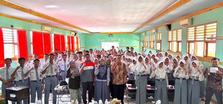 Peduli Kesehatan Reproduksi Siswa, Elnusa Gelar CSR Adiwiyata