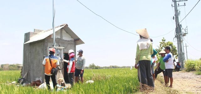 Suplai Listrik Andal dari Program EA PLN, Penggunaan Pompa Air Listrik Hemat Operasional Petani
