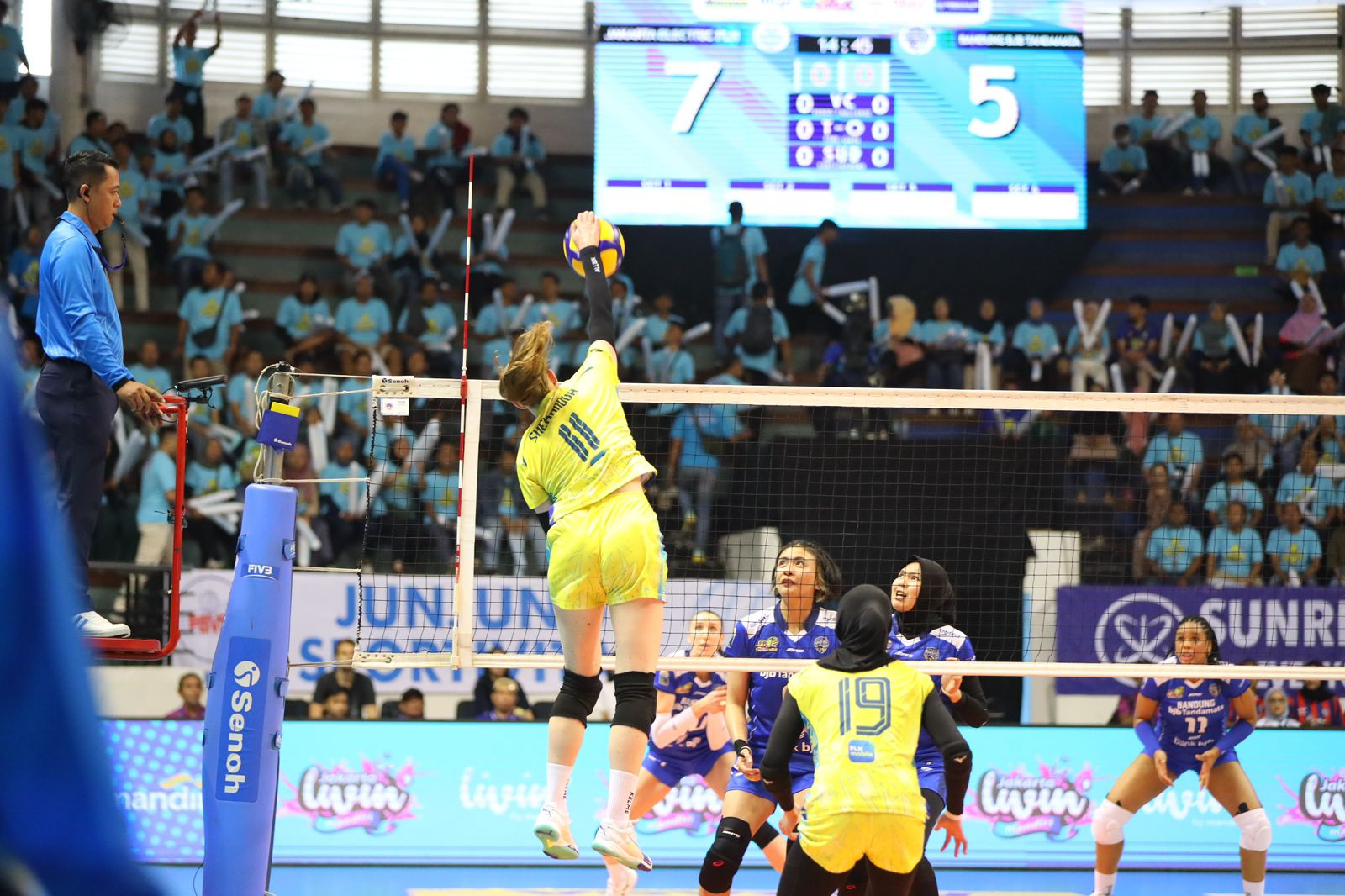 PLN Mobile Proliga 2025 Seri Surabaya, Jakarta Electric PLN Taklukkan Bandung BJB Tandamata 3-1