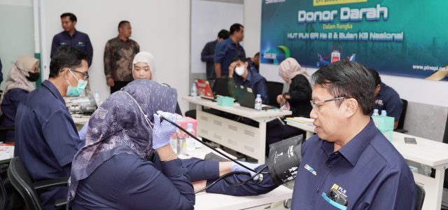 Insan PLN EPI Gelar Donor Darah Massal di Bulan K3