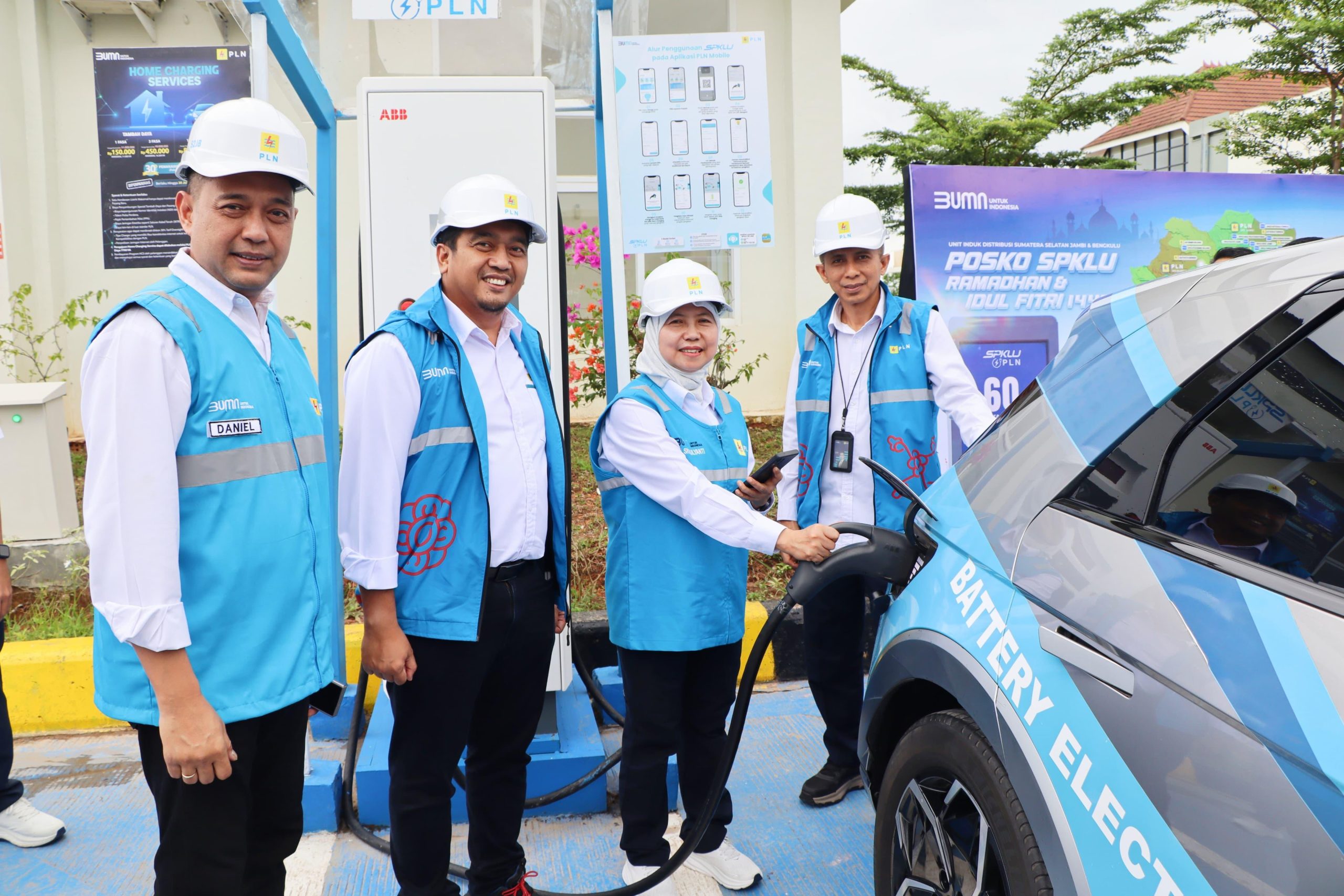 Mudik Lebaran dengan EV Meningkat 500%, PLN Siapkan 1.000 SPKLU di Jalur Trans Jawa-Sumatra