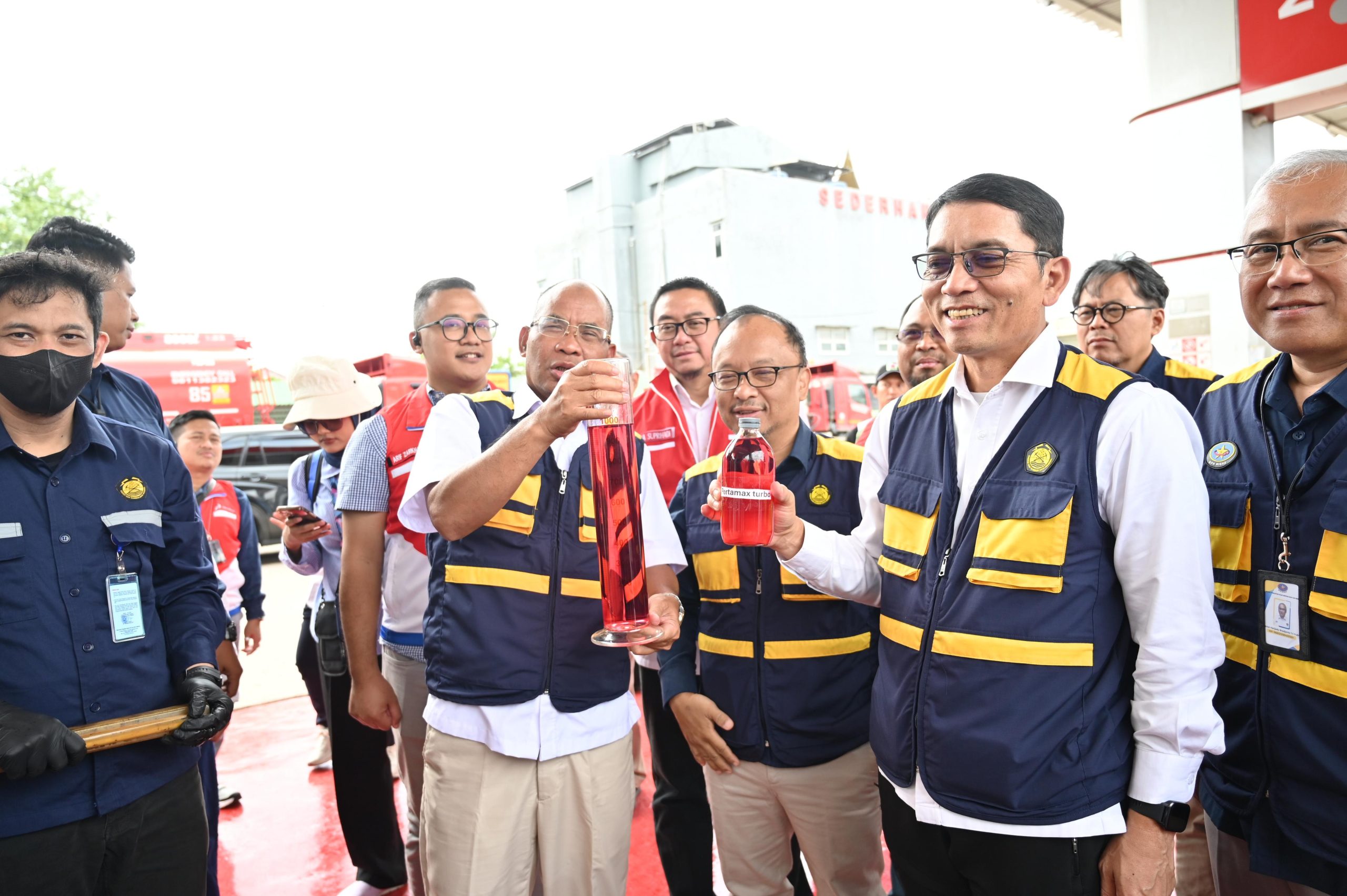 Kementerian ESDM dan Pertamina Pastikan Stok BBM Aman Jelang Lebaran 2025