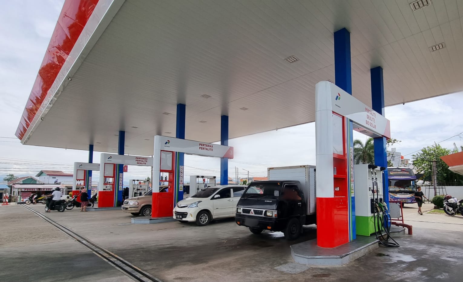 Harga BBM Hari Ini 27 Agustus 2025: Pertamina, Shell, BP, dan Vivo Turun Tipis