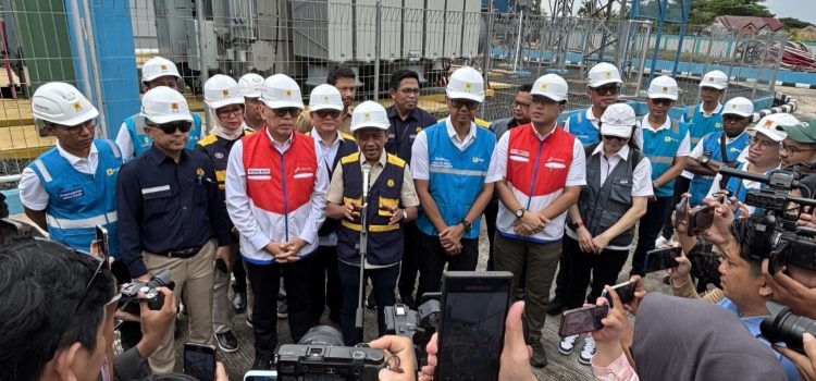Idulfitri Tanpa Mati Listrik, Menteri Bahlil Tinjau Kesiapan PLN di Kalimantan