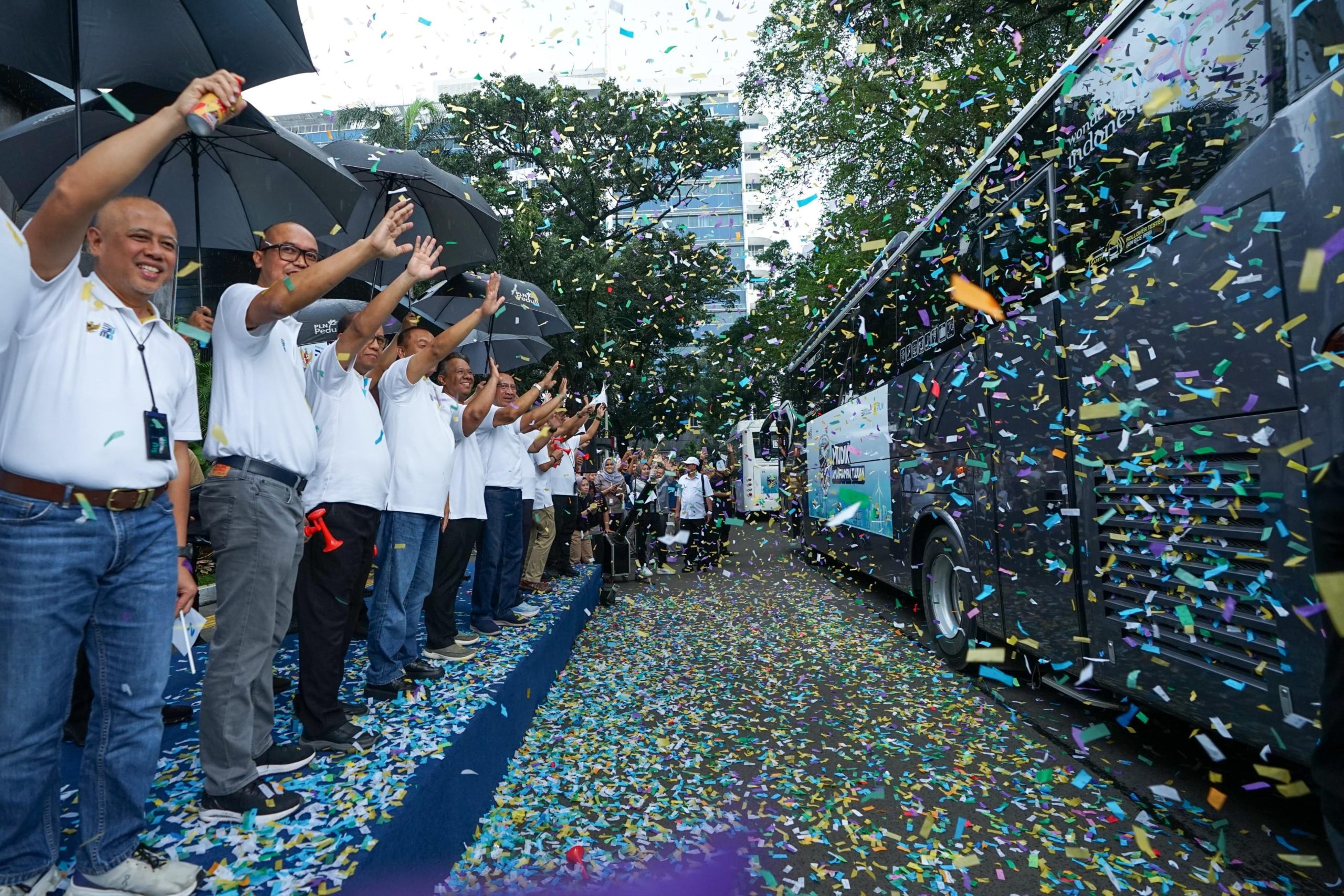 PLN Berangkatkan 11.300 Pemudik dalam Program Mudik Gratis BUMN 2025