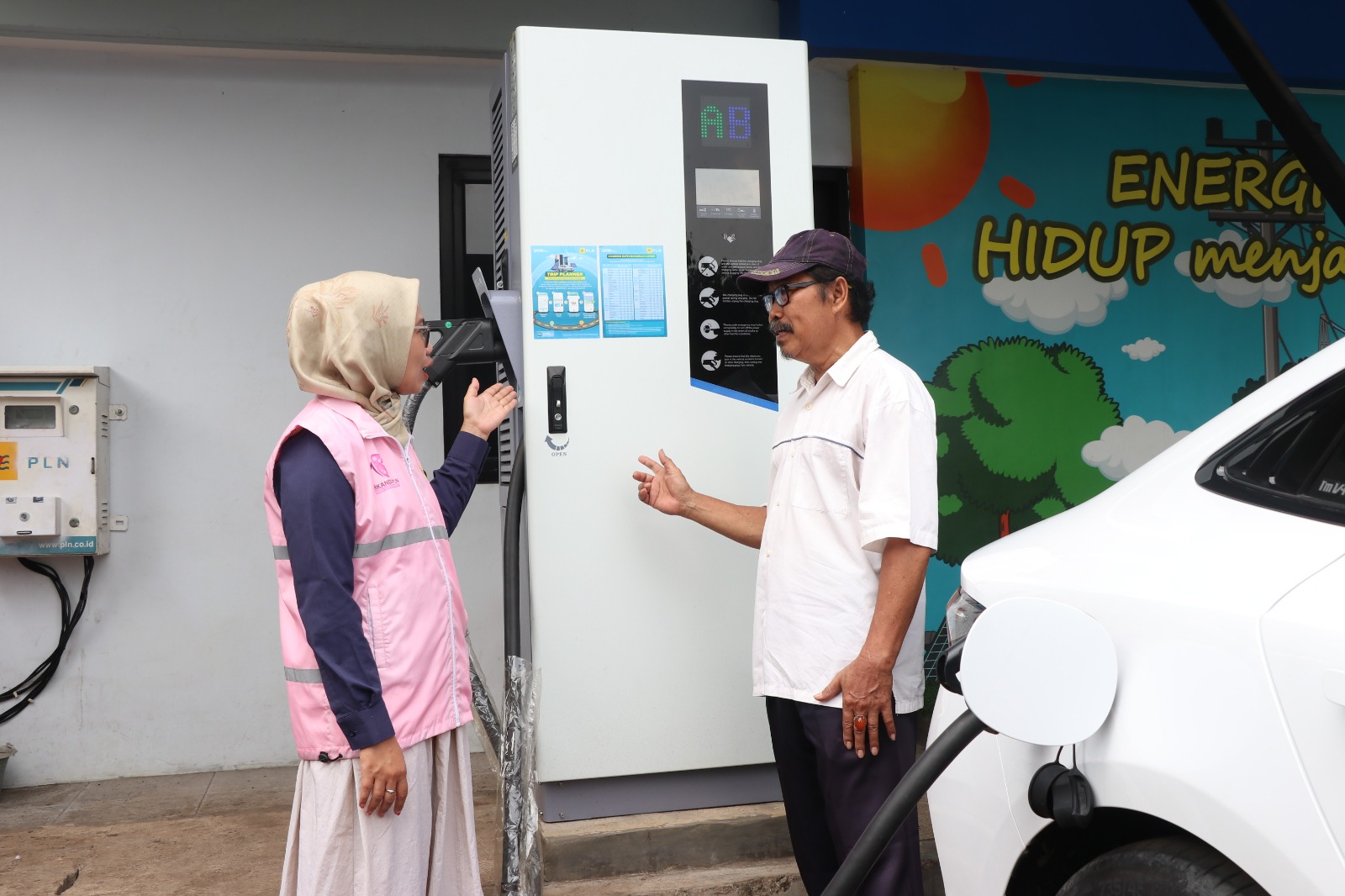 Kisah Srikandi PLN Estu, Siaga 24 Jam Temani Arus Mudik dan Balik Lebaran