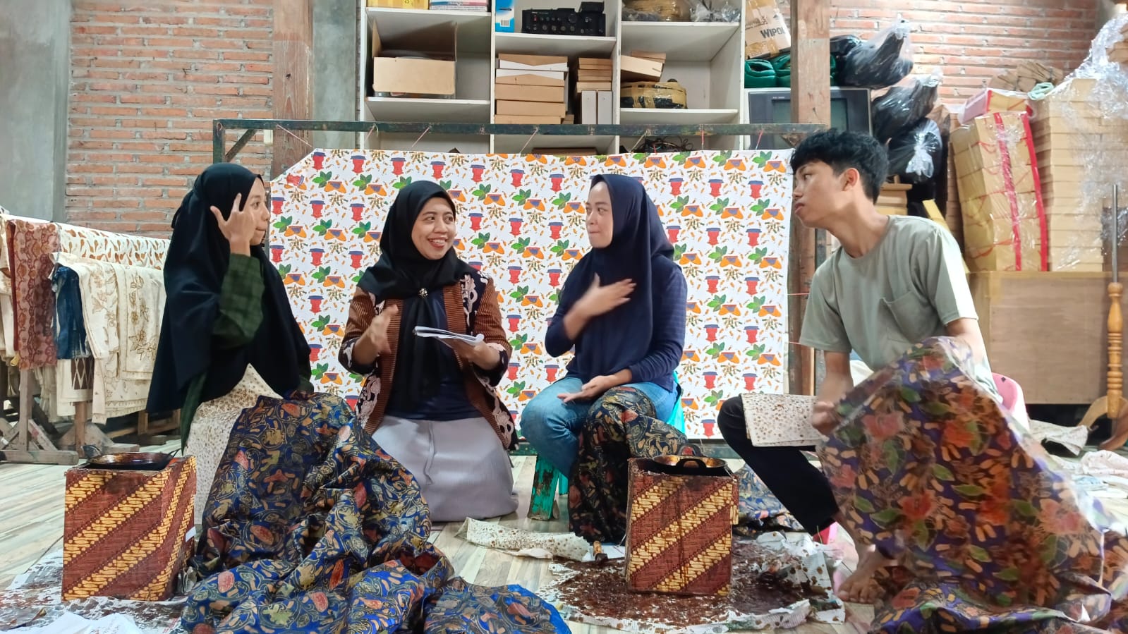 Pertamina Hibahkan Alat Canggih Rp800 Juta ke UMKM, Dorong Usaha Lokal Naik Kelas