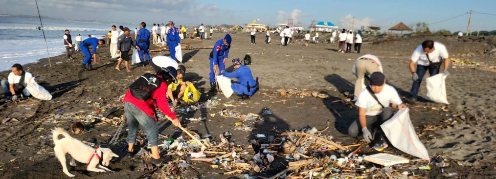 PLN Gerak Serentak di 56 Lokasi, Aksi Bersih-Bersih Sampah Libatkan 12 Ribu Pegawai