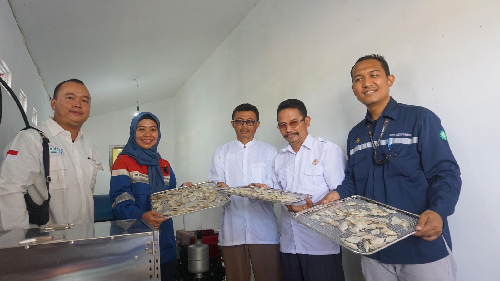 Limbah Ikan Jadi Berkah, Nelayan Subang Raup Cuan Lewat Energi Surya