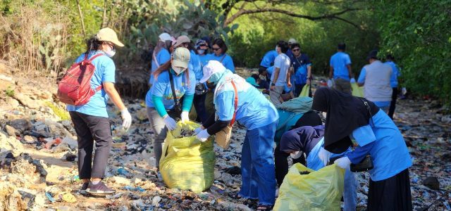 PLN Gaet Ribuan Relawan, Berhasil Angkut 170 Ton Sampah Lewat Zero Waste Warriors!