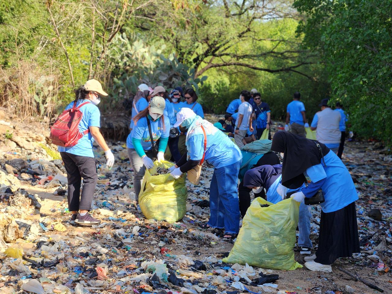 PLN Gaet Ribuan Relawan, Berhasil Angkut 170 Ton Sampah Lewat Zero Waste Warriors!