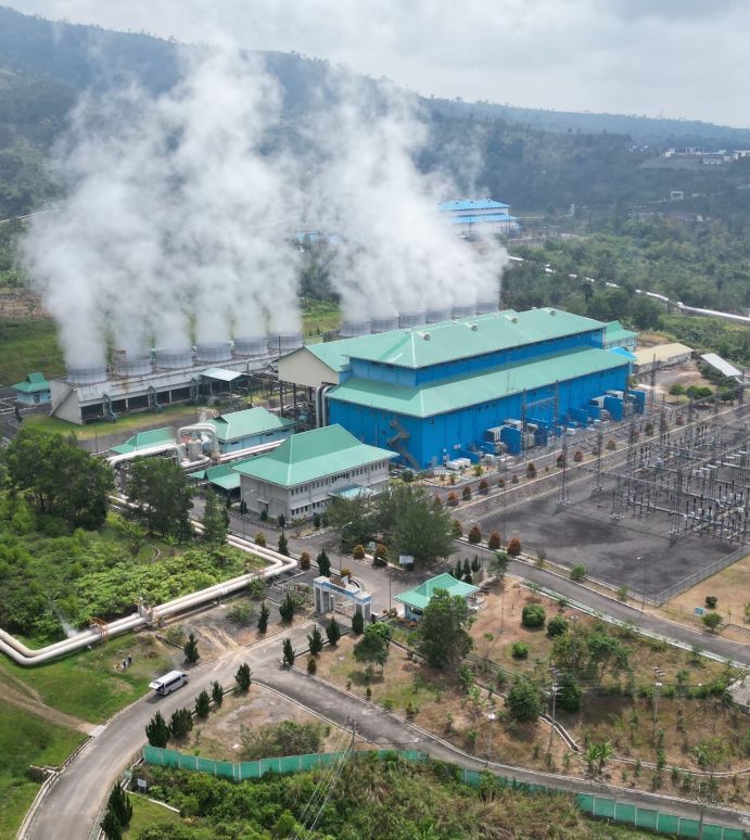 PLN Raih Penghargaan IBEA 2025, Gaspol Transisi Energi Bersih