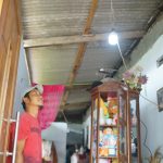 PLN Terangi Hidup Ribuan Keluarga Lewat Program Light Up The Dream, Bawa Harapan hingga ke Pelosok Negeri