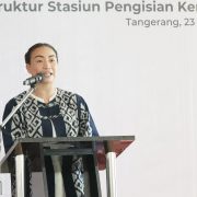 Isi Stroom Mobil Listrik Bisa di Alfamart! PLN Gandeng MEBI Buka SPKLU di Ritel