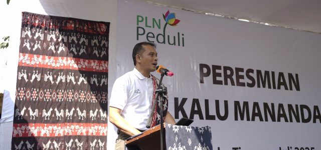 Daur Ulang Botol Plastik Jadi Gedung TK, PLN Wujudkan Mimpi Anak Sumba
