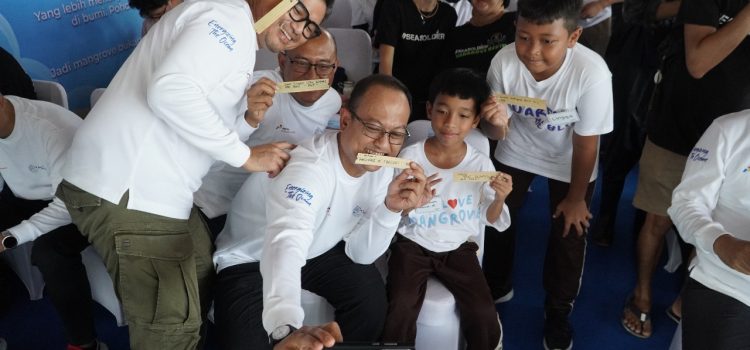 Pertamina Tanam 20 Ribu Mangrove Bareng Anak SD, Lingkungan Jadi Cerita Seru
