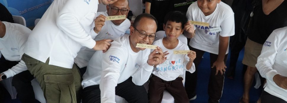 Pertamina Tanam 20 Ribu Mangrove Bareng Anak SD, Lingkungan Jadi Cerita Seru