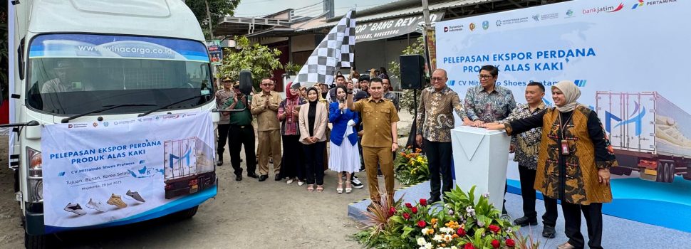 UKM Mojokerto Tembus Pasar Global, Gandeng 100 Perajin Sepatu Lokal