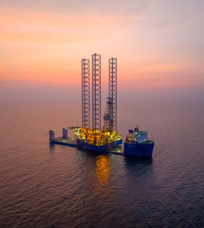 Emerald Driller Tancap Gas! PDSI Bor 9 Sumur Migas Lepas Pantai