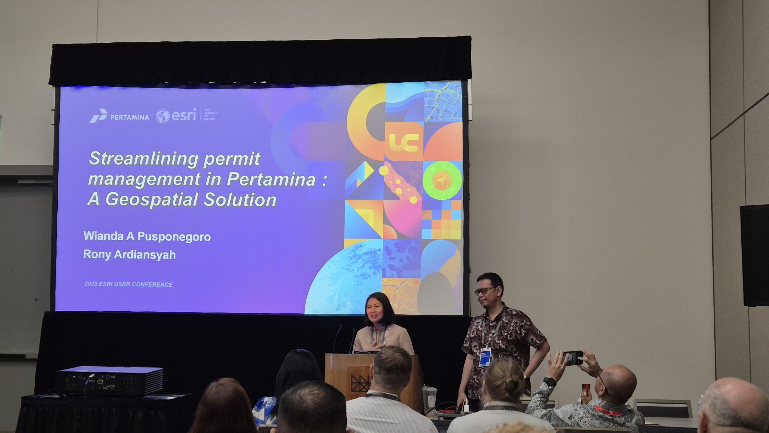 Pertamina Luncurkan Sistem Perizinan Real-Time Berbasis Geospasial di Konferensi Esri 2025