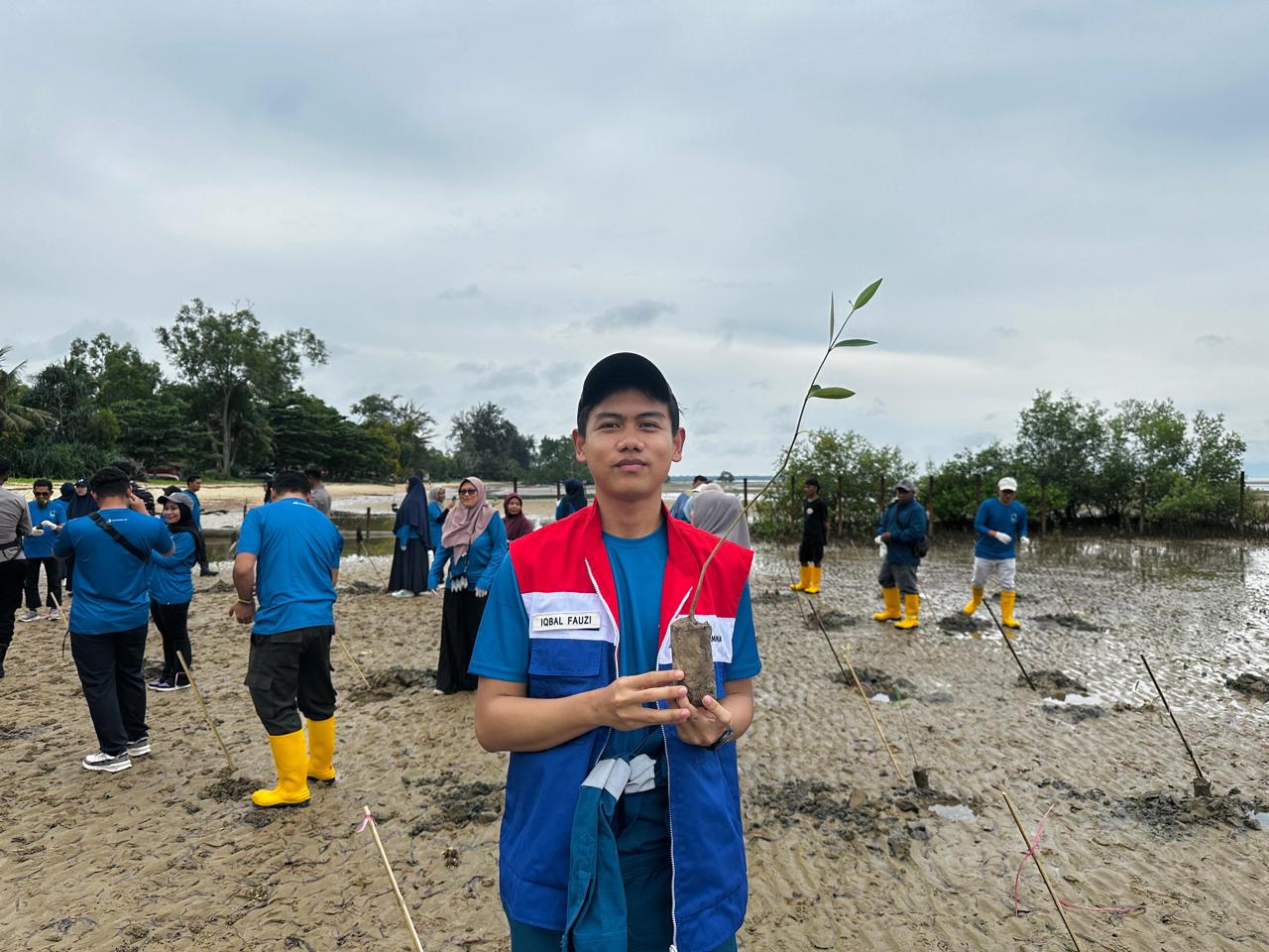 Dulu Penerima Beasiswa, Kini Perwira Pertamina: Perjalanan Inspiratif Iqbal Sobat Bumi