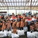 Kereen, Di Hari Anak Nasional, Pertamina Bagikan Bantuan Paket Seragam Sekolah di Balikpapan