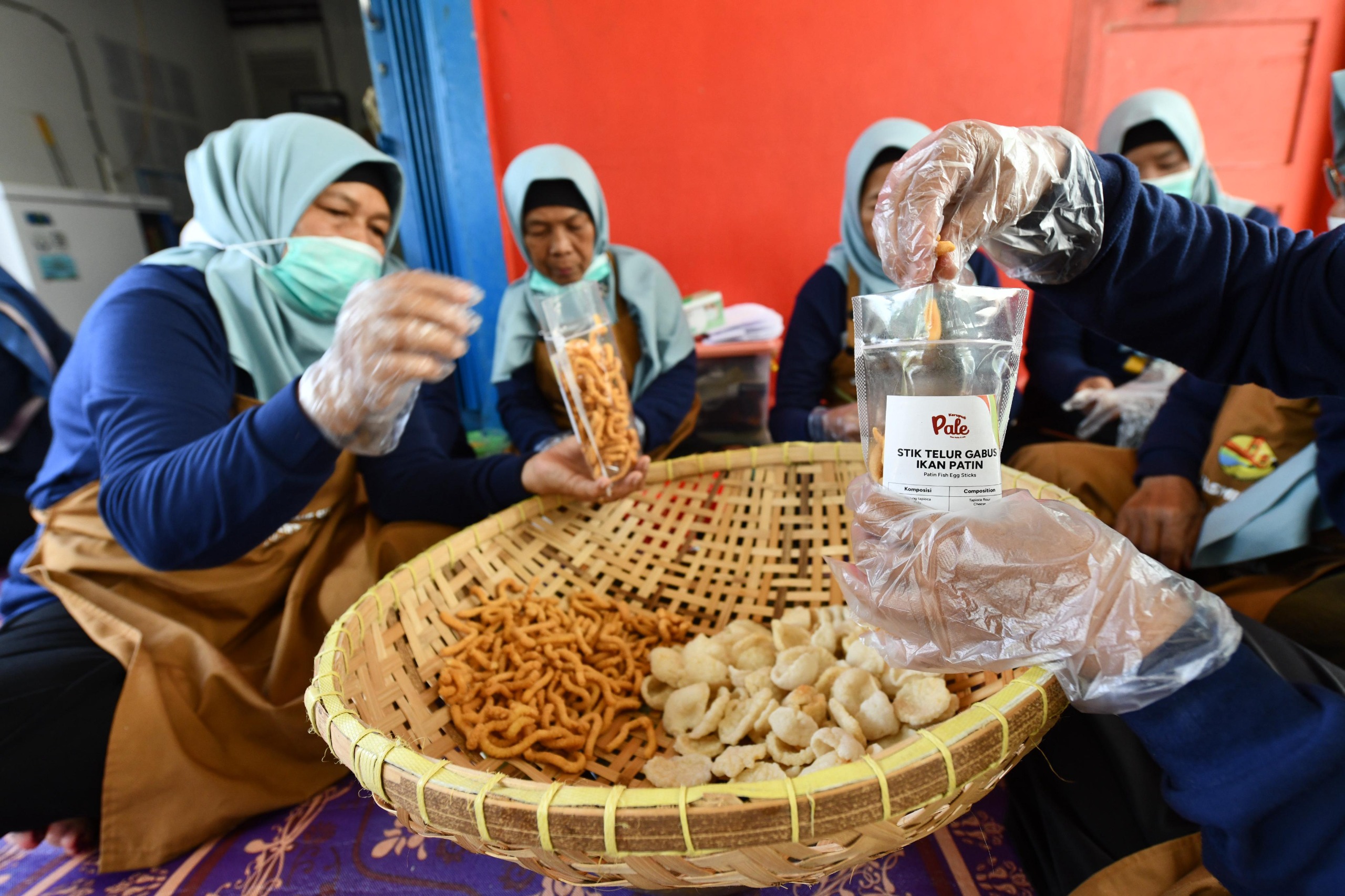 Pertamina Bantu Warga Banyuasin Mandiri Lewat Sentra Perikanan & Produk Olahan Ikan
