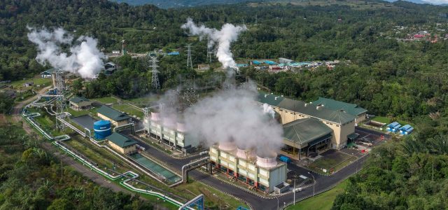 Danantara Jadi Penghubung! PLN & Pertamina Garap 530 MW Energi Panas Bumi – Target Operasi 2027!