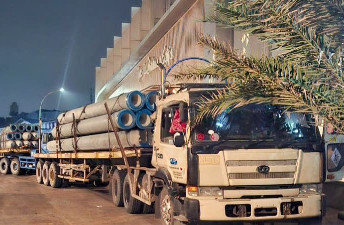 Waskita Kuasai Proyek Kilang Pertamina di Papua, Kirim Ratusan Beton Jumbo ke Sorong!