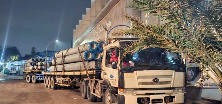 Waskita Kuasai Proyek Kilang Pertamina di Papua, Kirim Ratusan Beton Jumbo ke Sorong!