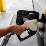 Bongkar Mitos! Isi BBM Lambat Biar Takarannya Pas? Pertamina Buka Suara!