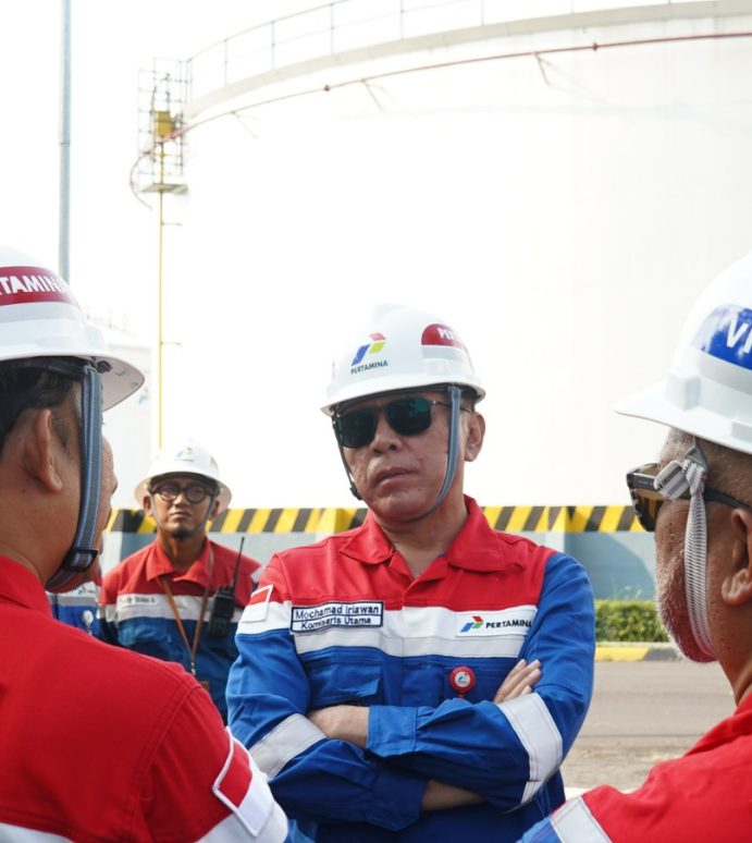 Komut Pertamina Mochamad Iriawan Tinjau Terminal BBM Rewulu di Hari Libur