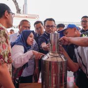 Pertamina Patra Niaga Tinjau SPBU MT Haryono di Hari Pelanggan Nasional