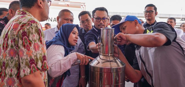 Pertamina Patra Niaga Tinjau SPBU MT Haryono di Hari Pelanggan Nasional